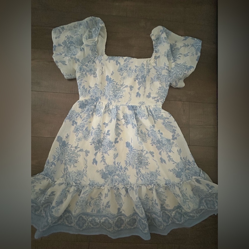 NWOT Blu Pepper Floral Blue and White Womens Dress